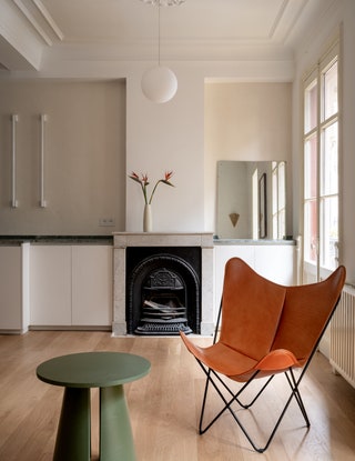 旧城公寓的现代翻新 | 开放式布局与环保元素的融合-18