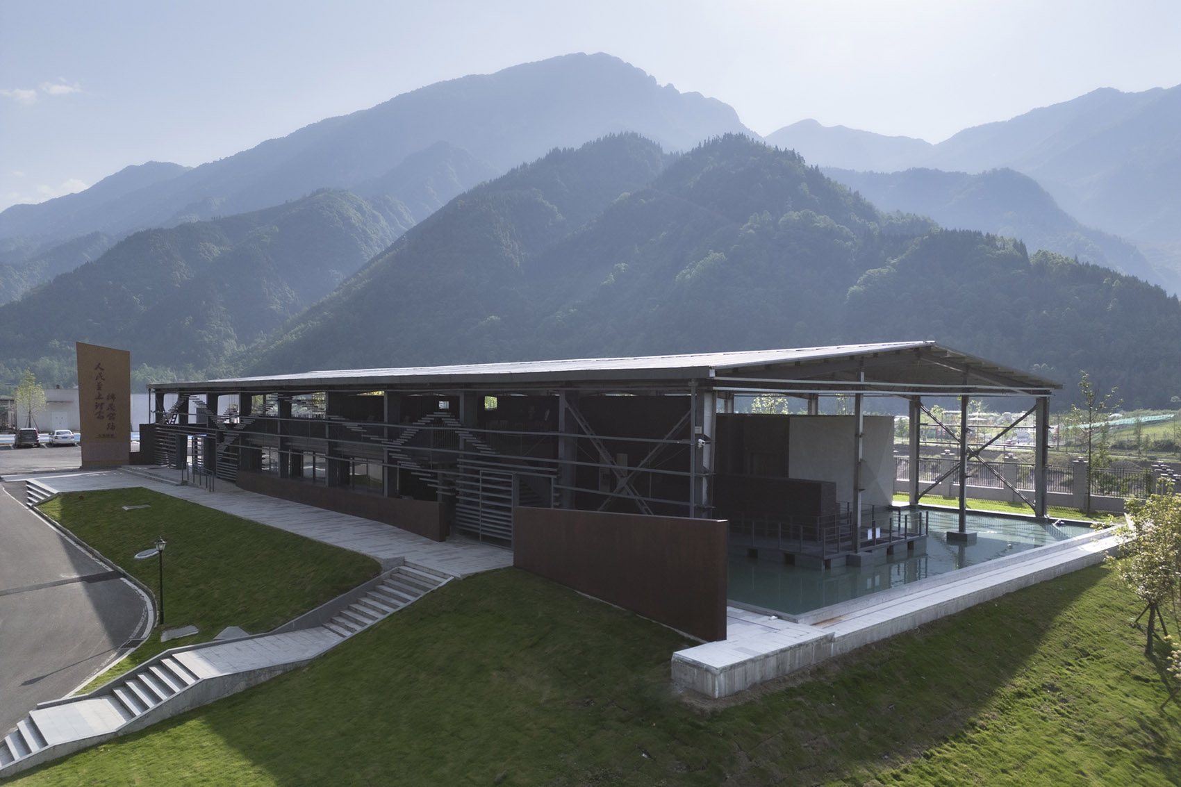 天堑与巨石·“绵茂公路”纪念展览馆设计丨中国德阳丨上海交通大学设计学院昊德工作室-23