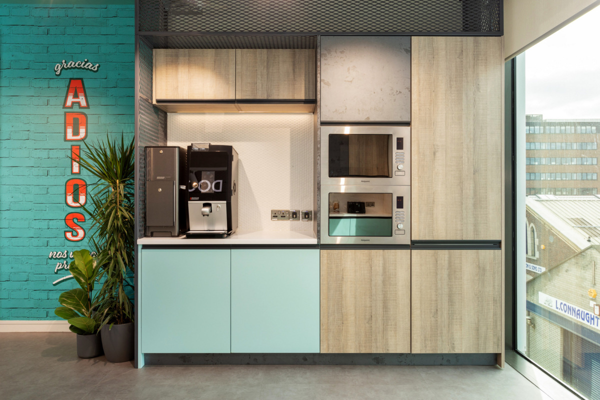 爱尔兰 Saon 集团新办公室 - 都市风格与互动空间的完美融合-13