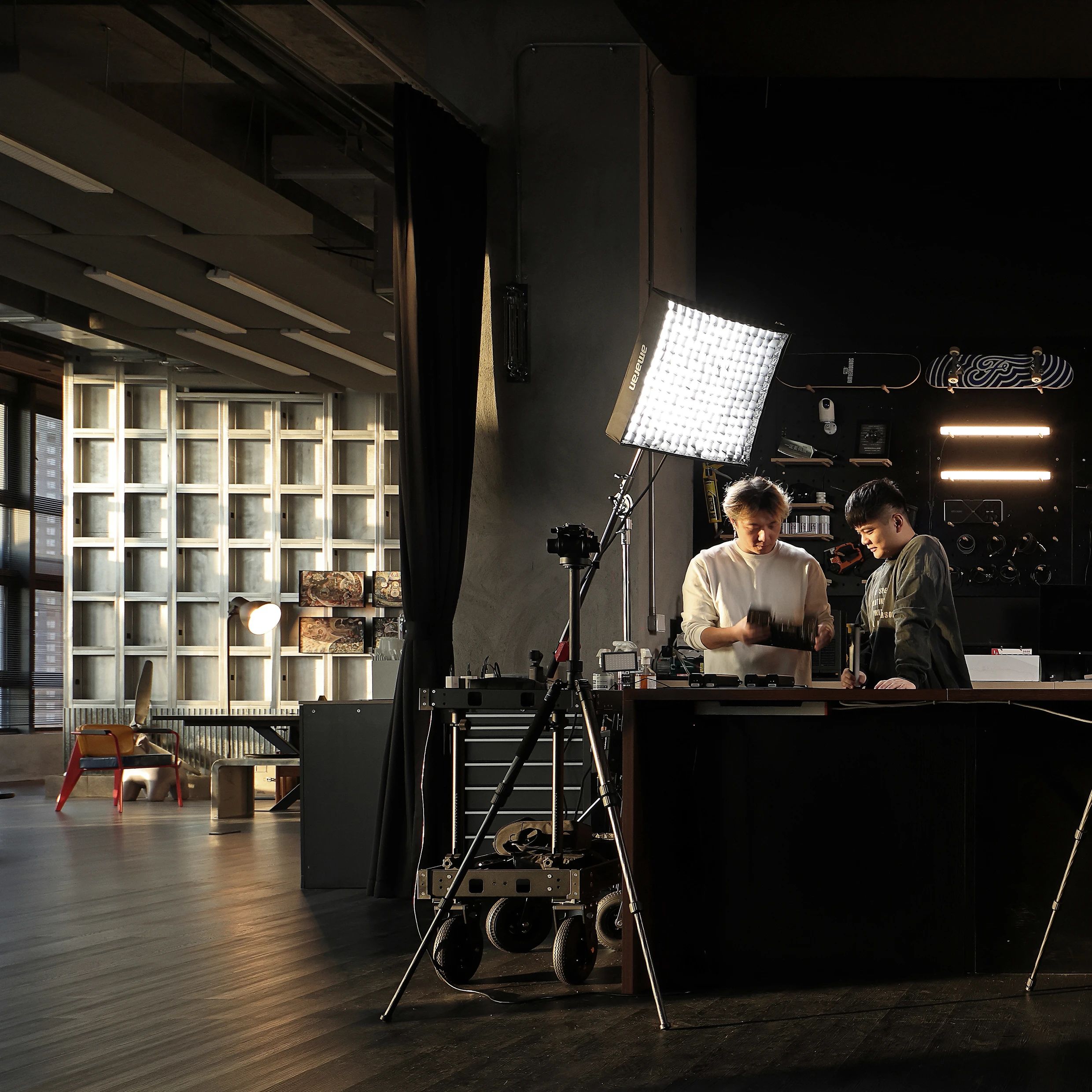 ACME木及设计丨有梦想的阿肯老师【默化】办公空间_20250727-39