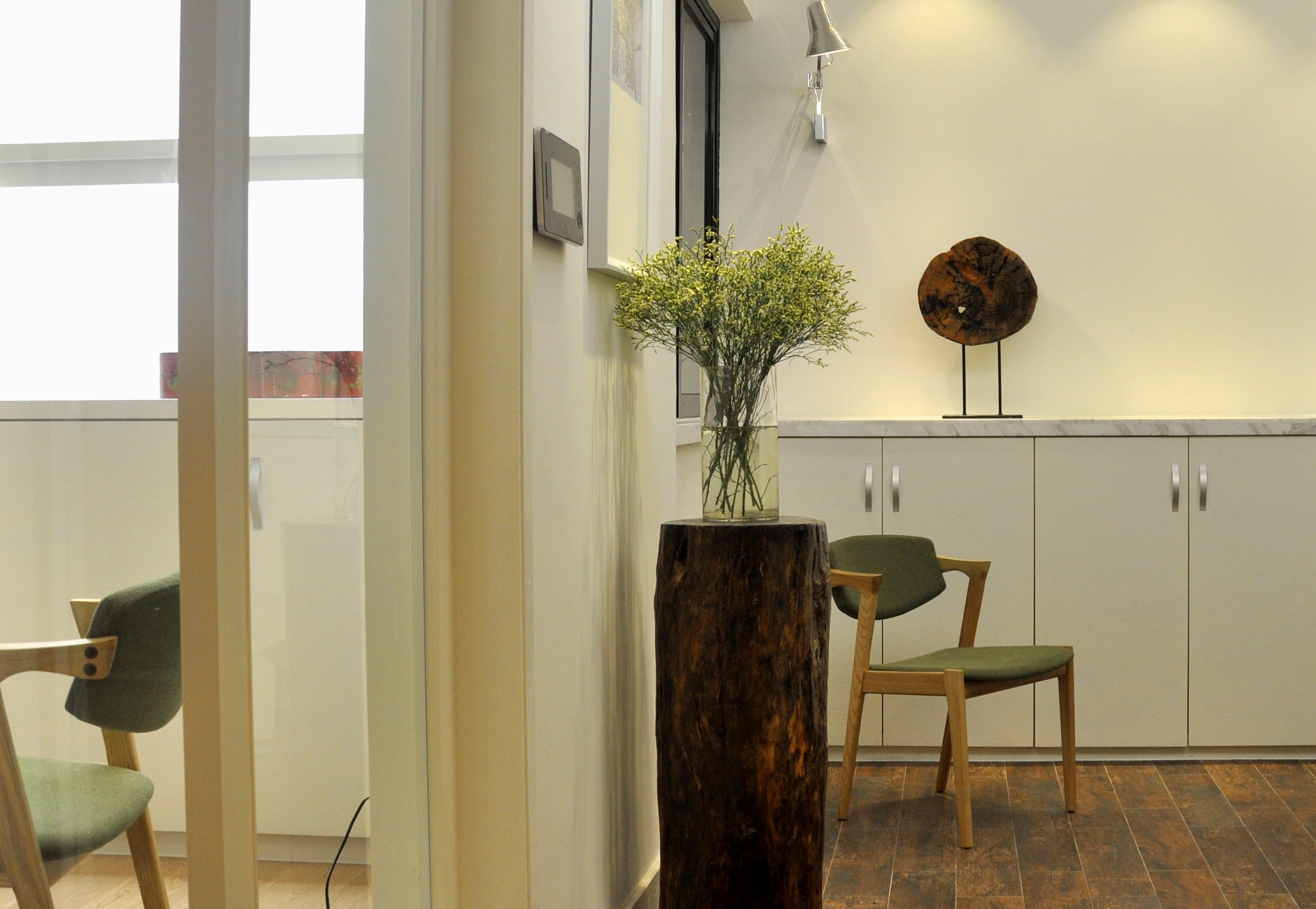 家有栖木,倚墙而生-30