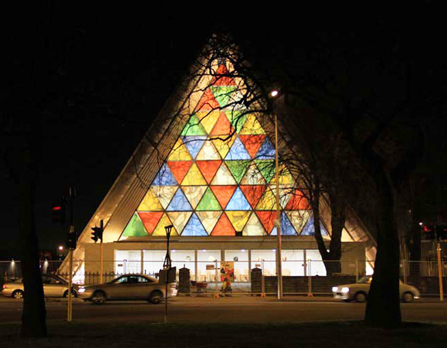 新西兰基督城纸板教堂丨日本建筑师坂茂（Shigeru Ban）-2