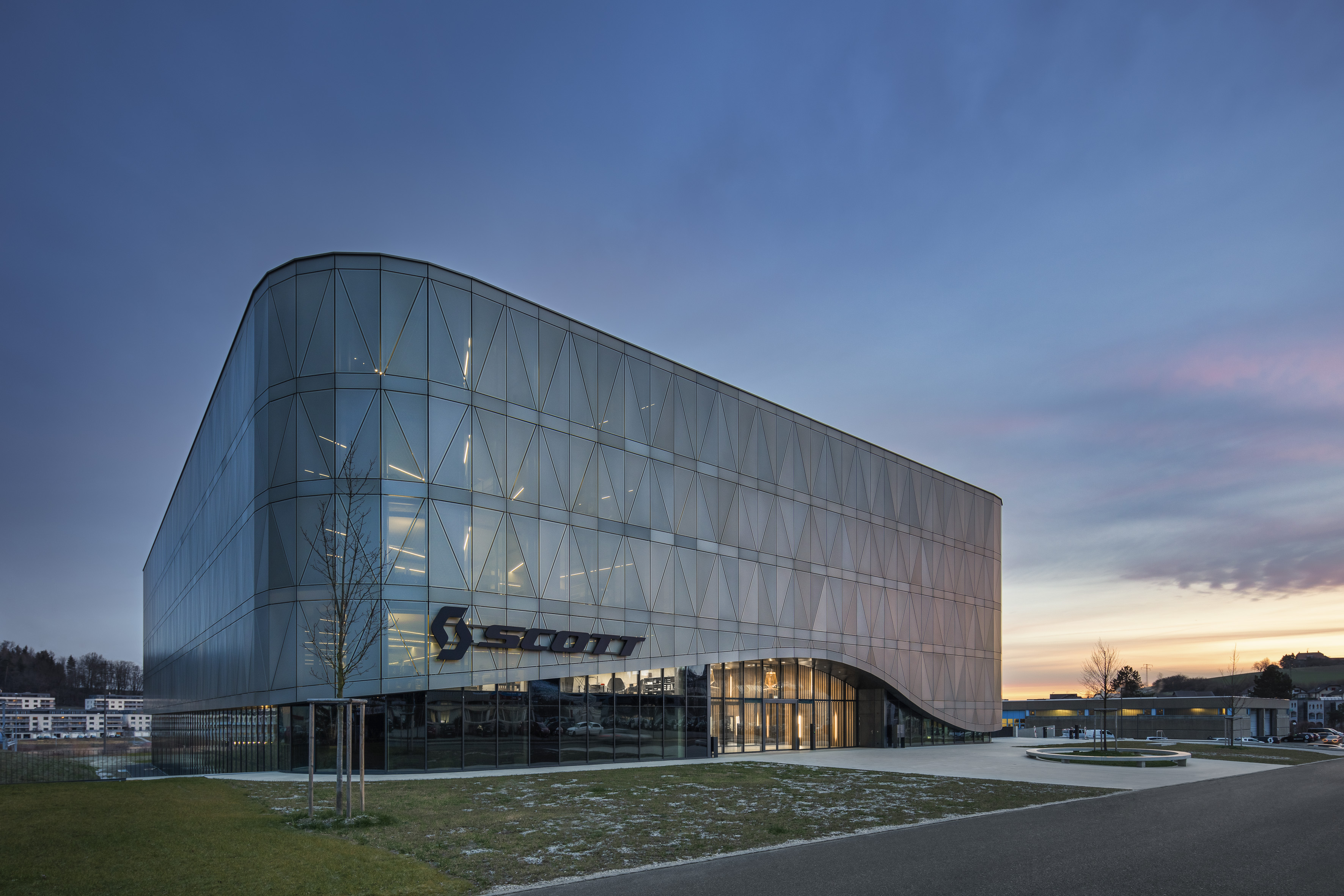 瑞士 Givisiez Scott Sports 新总部丨IttenBrechbühl-11