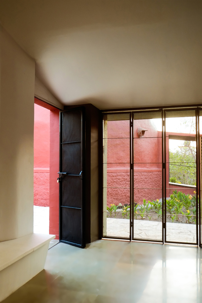 印度 Firodiya 中心 · 环保可持续的办公空间与信息画廊-49