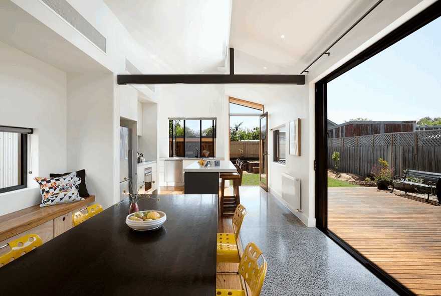 Remarkable Passive Solar Home Balances Indoor and Outdoor Spaces-21