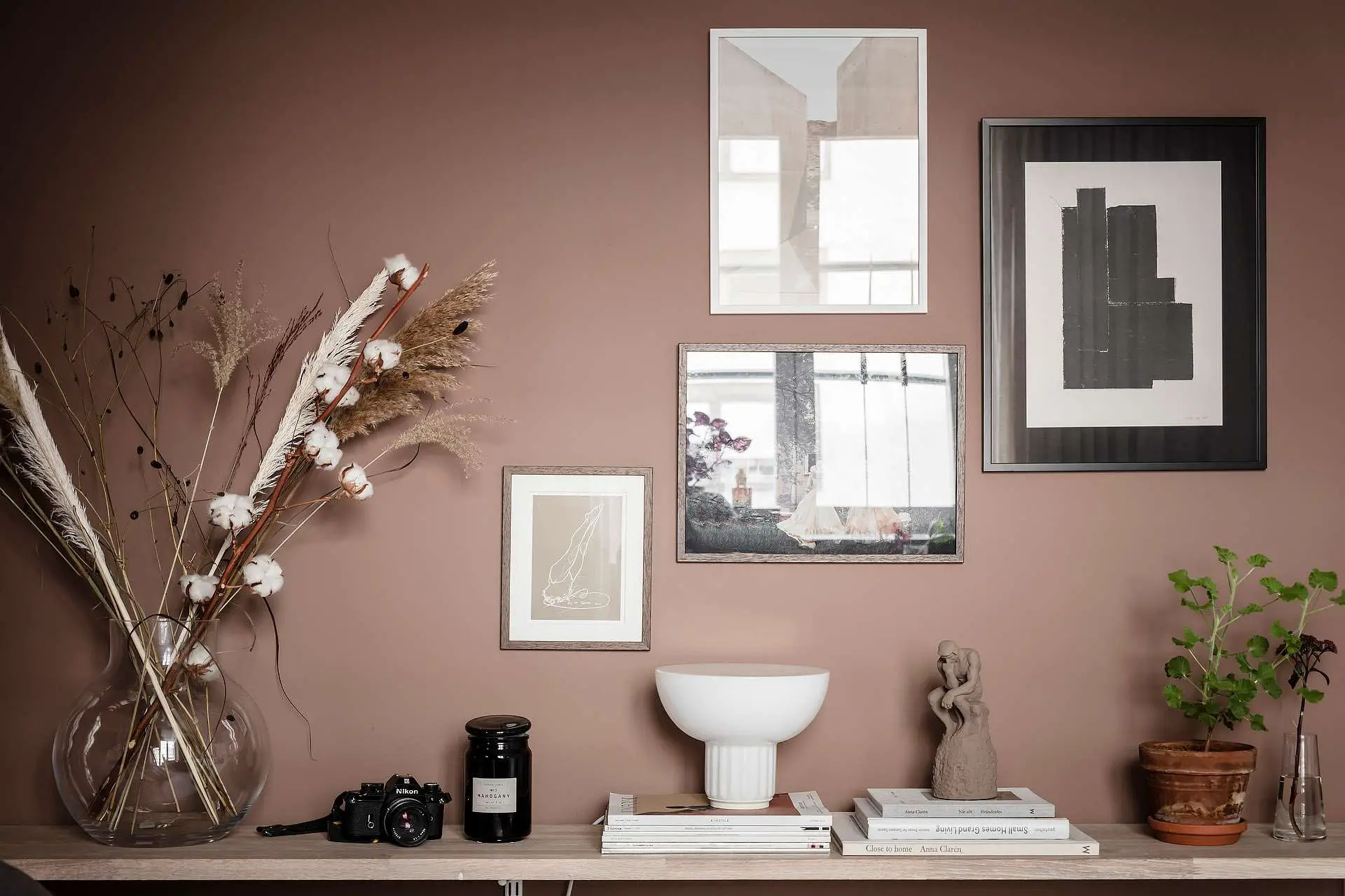 25 平米小公寓的神奇衣橱设计-10