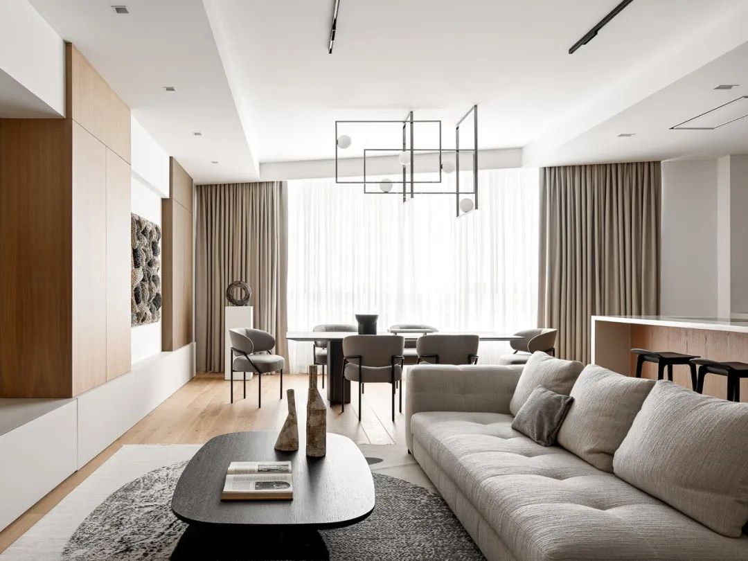 莫斯科自然原木色温馨设计师之家丨俄罗斯莫斯科丨Abarchitects-10