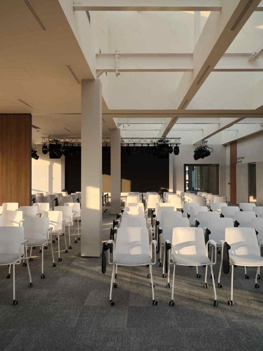 纳罗兹大学商学院丨哈萨克斯坦阿拉木图丨AGP Architects-27