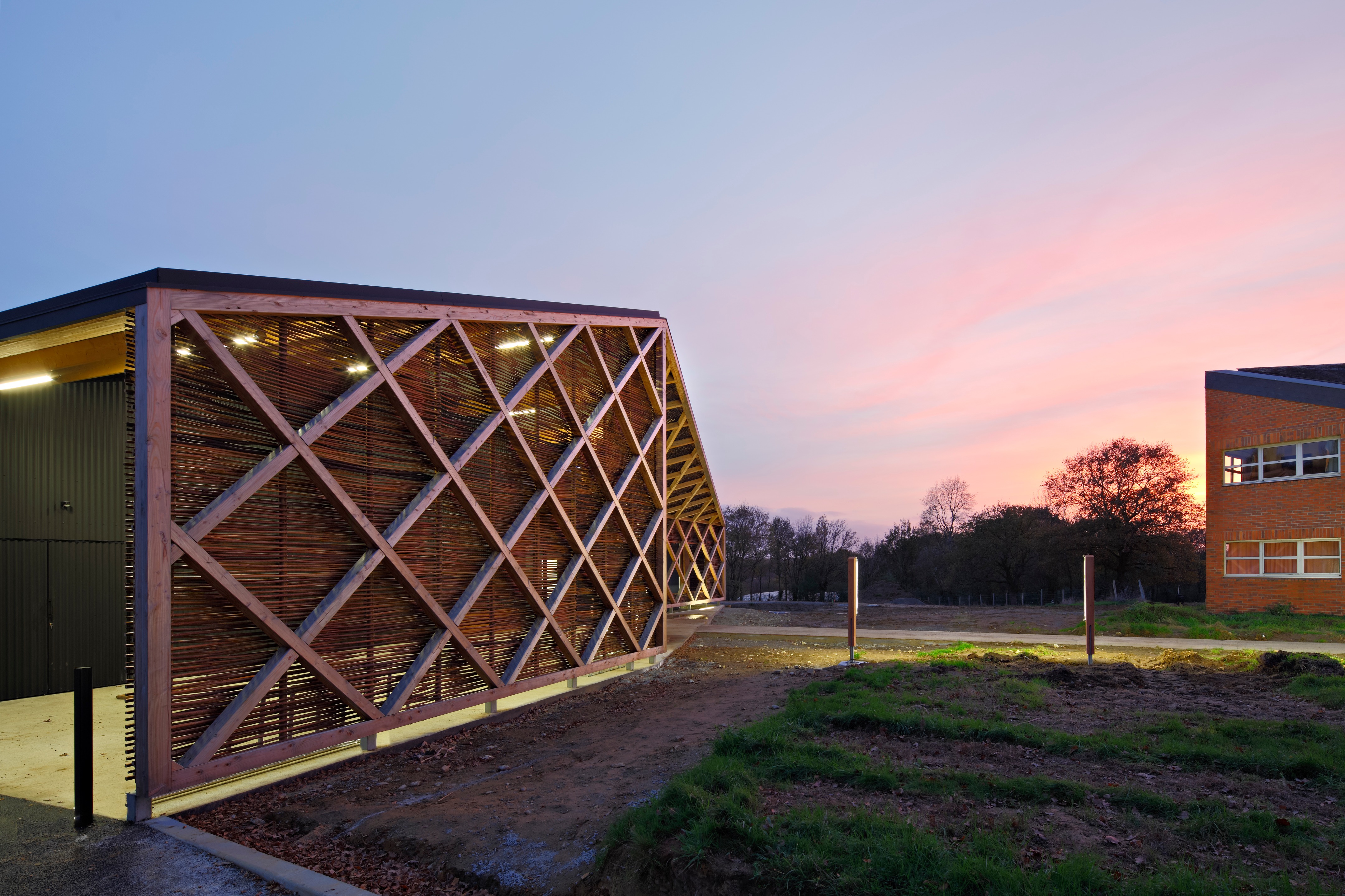 校园绿意 · 蔬菜加工车间与教学结合的设计-45