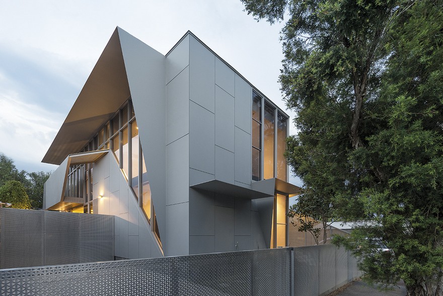 Angular Melbourne House Designed to Support an Active Lifestyle-21