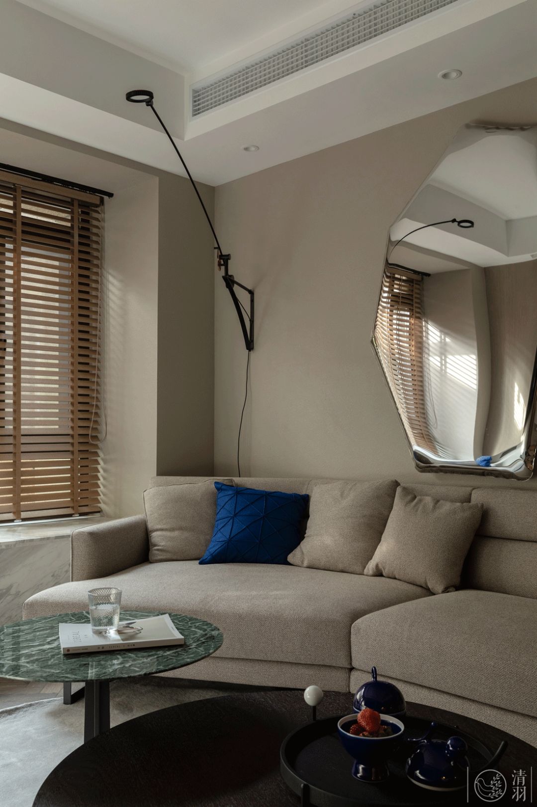 成都市复式公寓的现代简奢花园生活-54