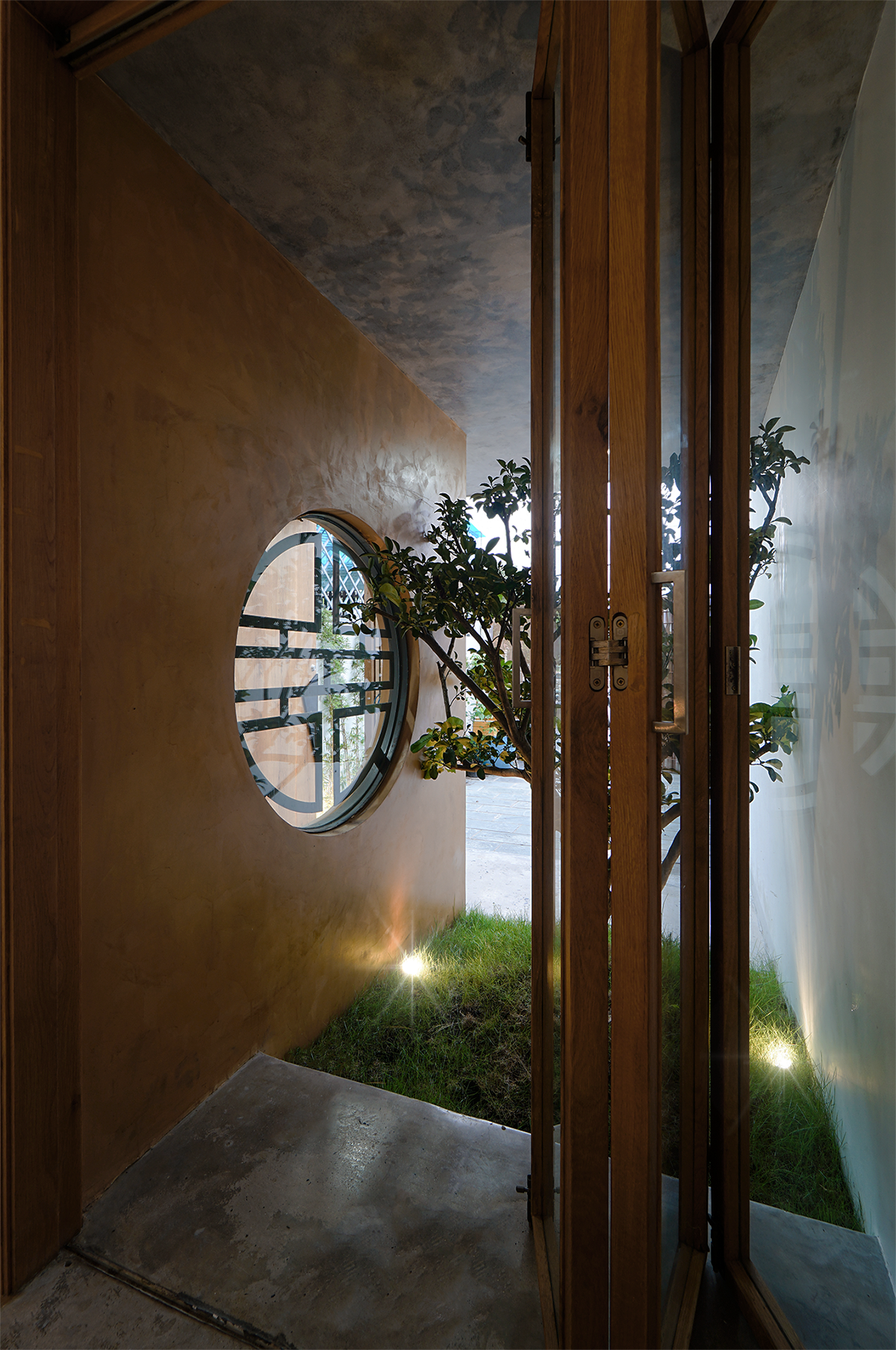 越南胡志明市绿色开放家庭住宅设计-20