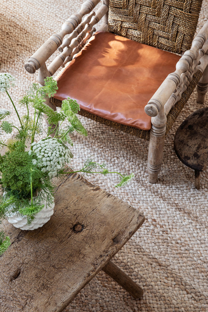 加州设计师之家 | 自然材料打造的宁静空间-7