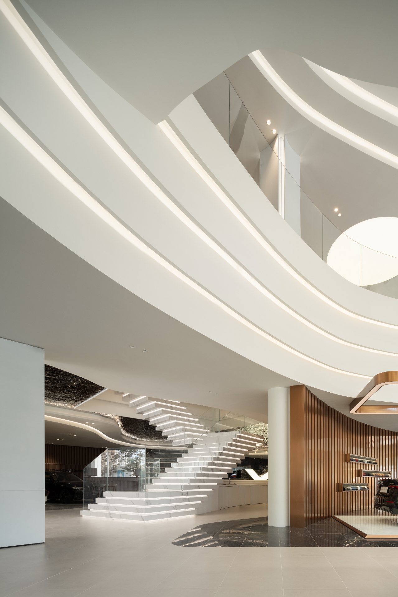 BMW 宝马前海客户体验中心丨中国深圳丨ARCHIHOPE 朱海博建筑设计事务所-23