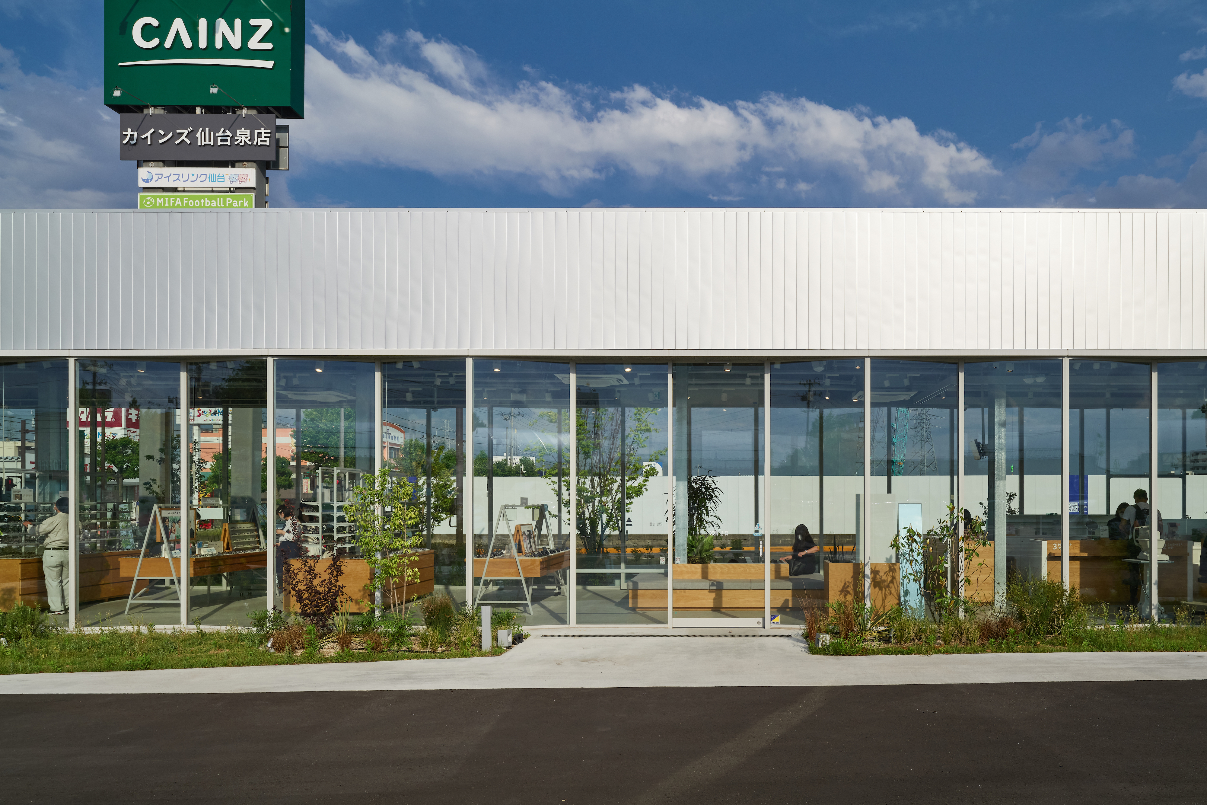 JINS Sendai Izumi 眼镜店丨日本丨Yohei Kawashima architects inc.-36