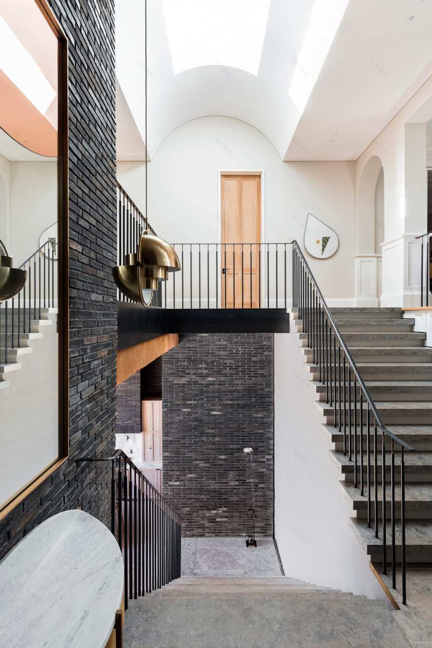 悉尼 Laycock 路住宅 | 致敬历史与创新的完美结合-36