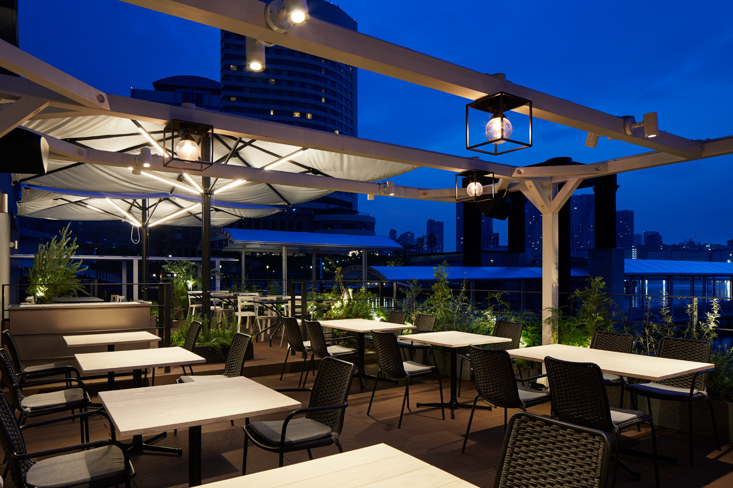 BESIDE SEASIDE - brownbag-6