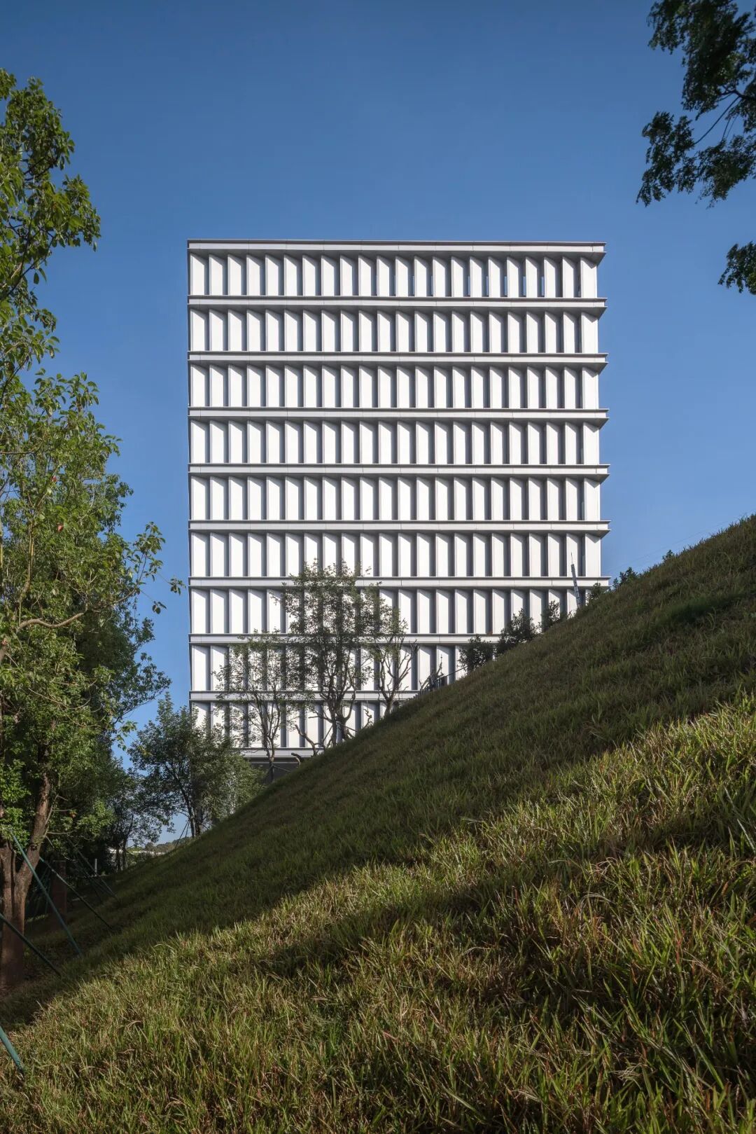 深交所南方数据中心(中国证券期货业南方信息技术中心二期建设项目)丨中国东莞丨华阳国际深圳公司-24