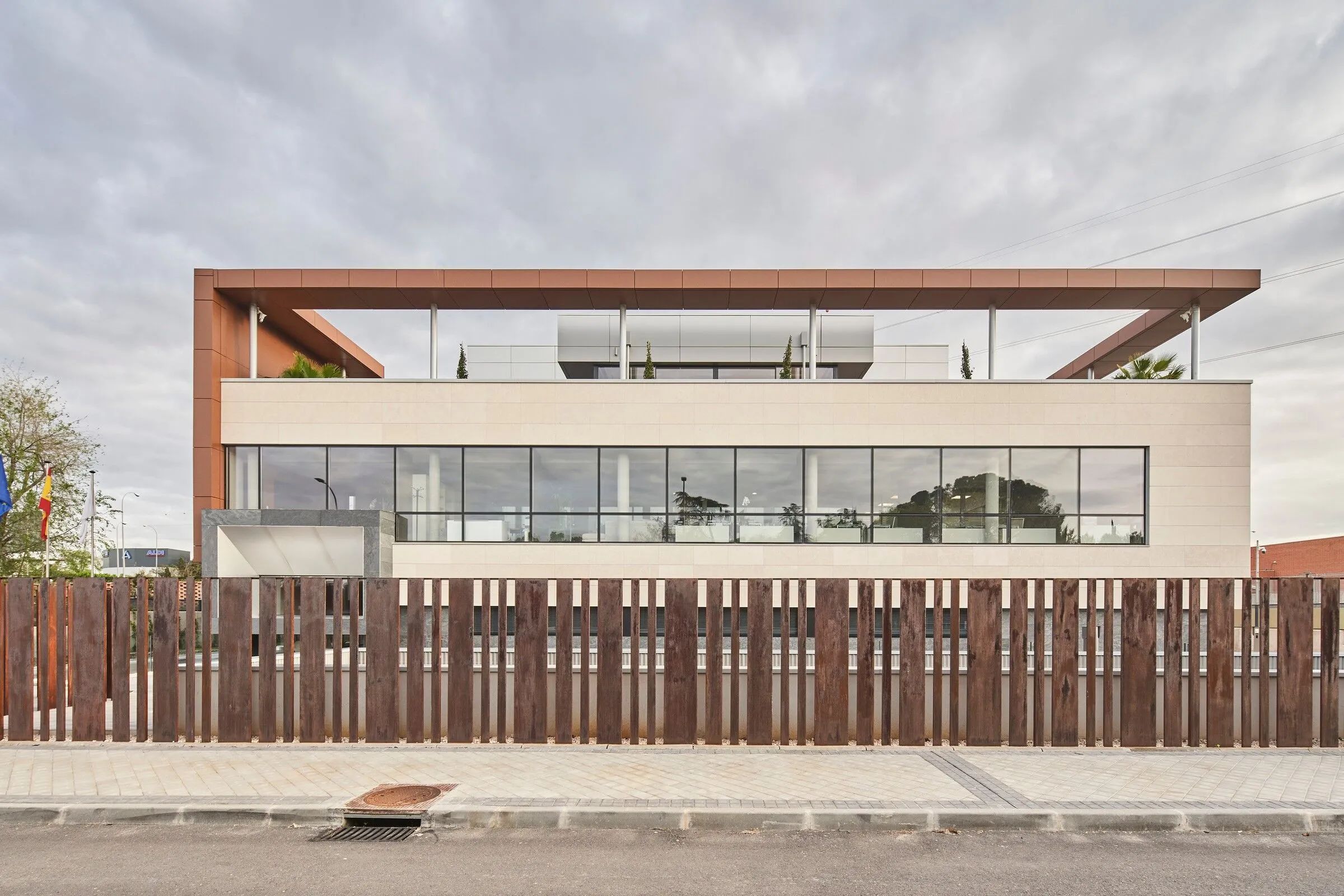 西班牙综合护理委员会丨西班牙马德里丨EUSA 建筑工作室-2