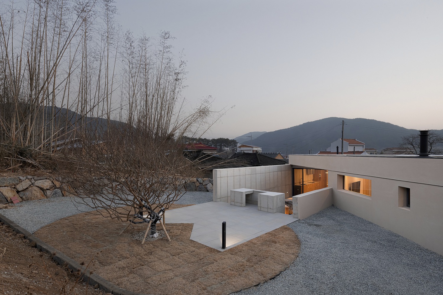 韩国 Goseonggun 传统与现代共融的弯曲住宅丨TURTLE Architects-37