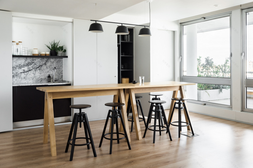 里斯本机密数码科技公司办公室设计-7