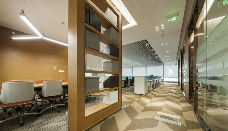 陆家嘴丰联惠富金融办公室——现代简约的金融空间-11