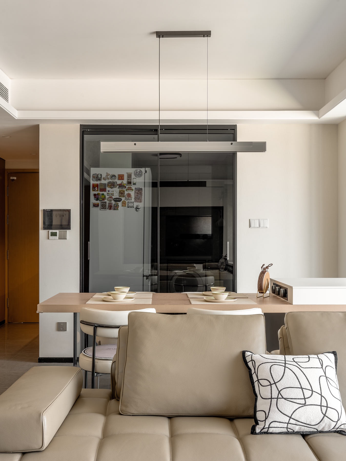 120㎡客餐阳一体化通透动线，藏在极简背后的生活讲究-46