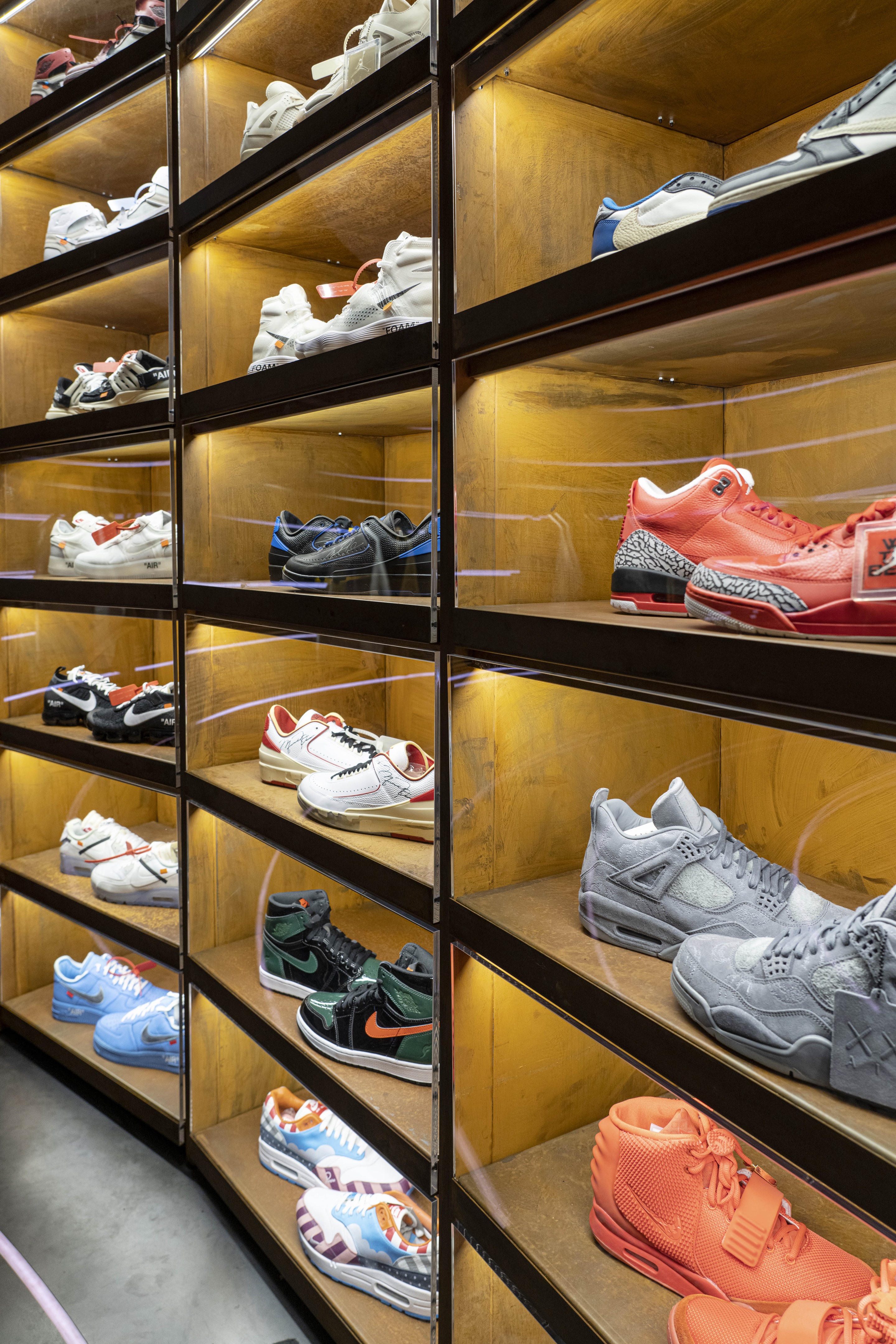 PresentedBy 鞋店丨卡塔尔多哈丨External Reference-34