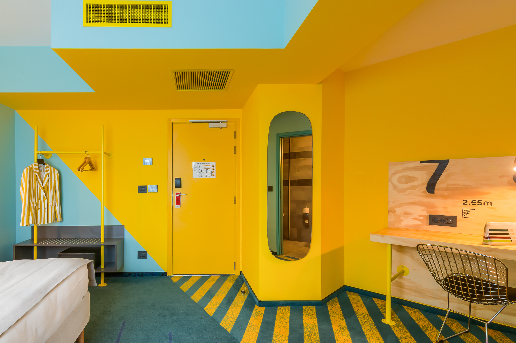 打造趣味十足的波普艺术建筑工地-21