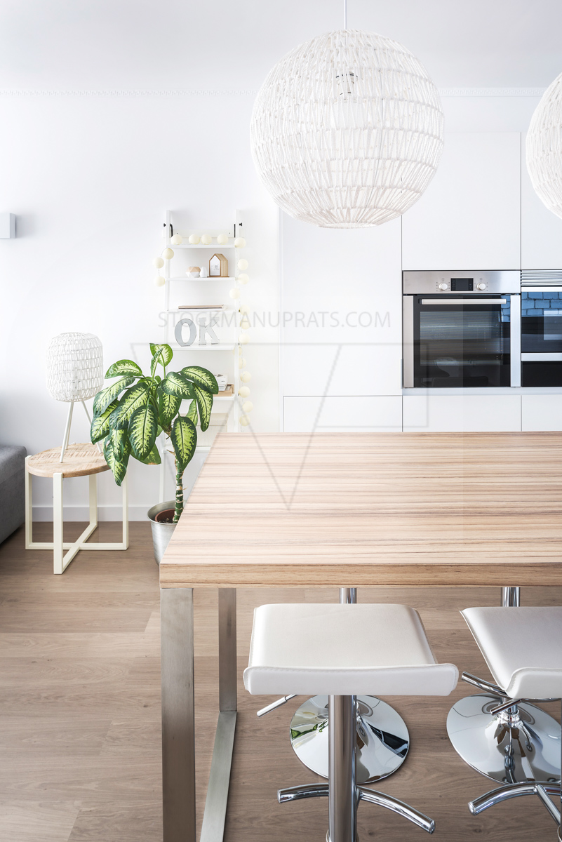 Minimalist Flat | Madrid 2-5