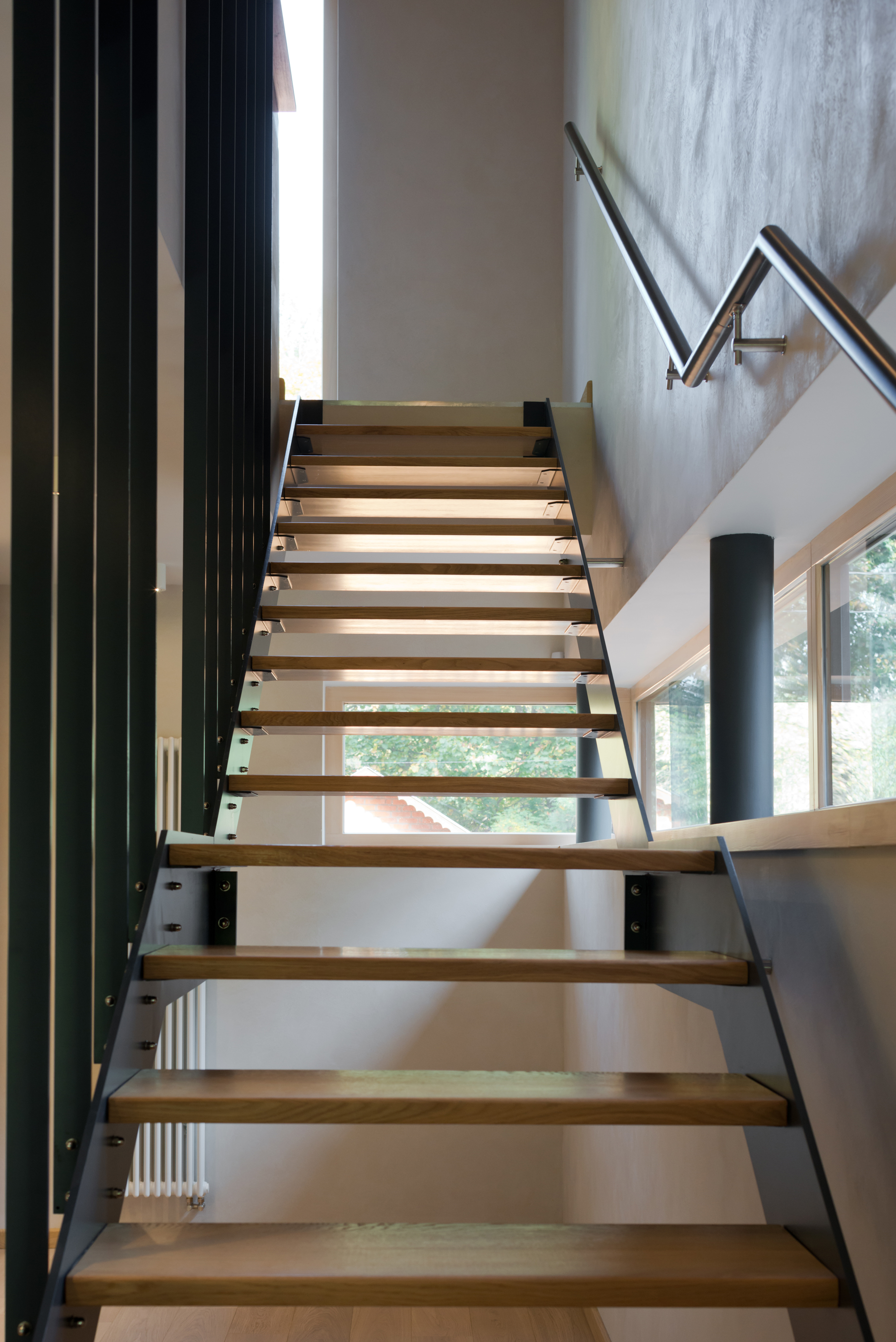 莫斯科郊区别墅，绿意环绕的现代生活-48