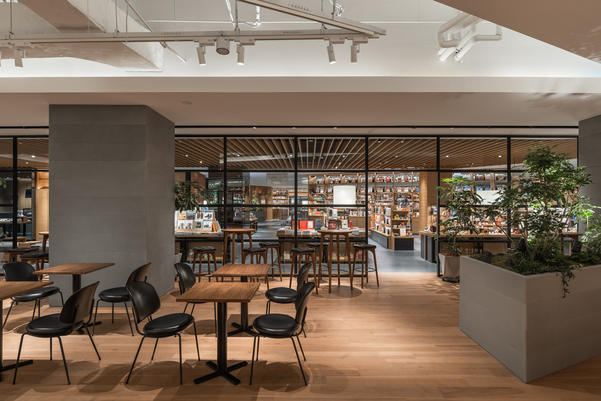 上海前滩太古里茑屋书店丨中国上海-20