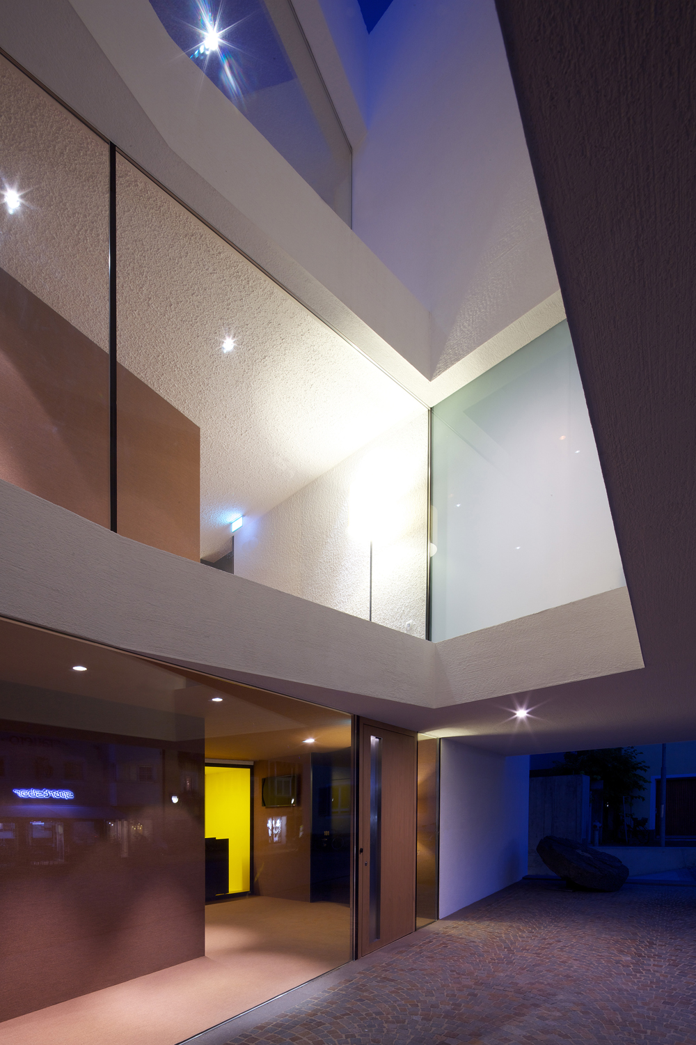 in the center hotel pupp-37