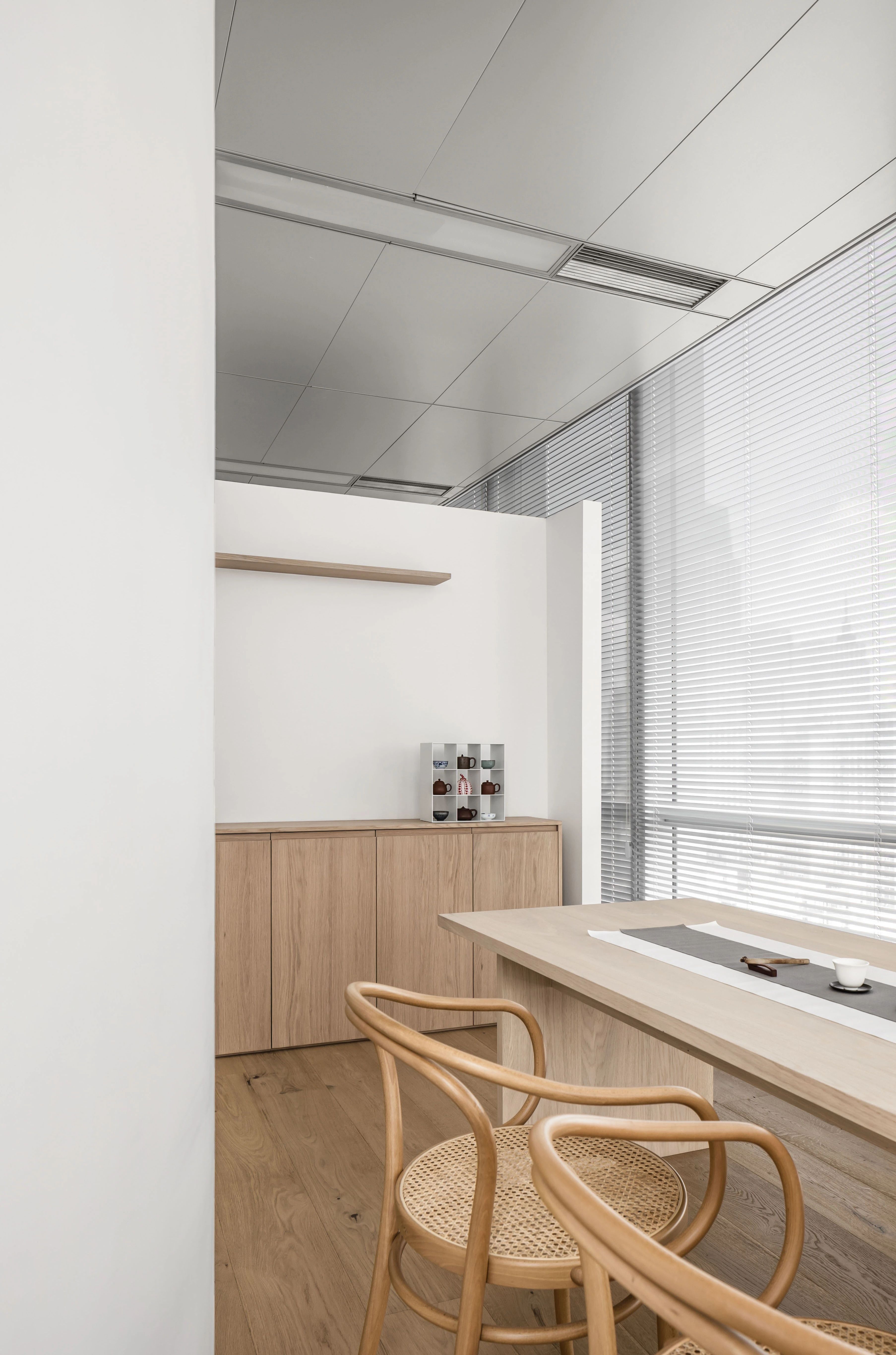 广州从容设计办公空间丨中国广州丨广州从容装饰工程有限公司-58