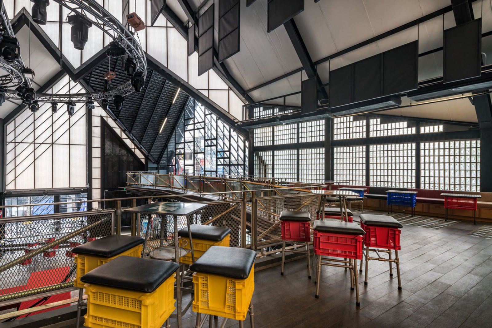 芭提雅850㎡酒吧  STUDIO PLP-23