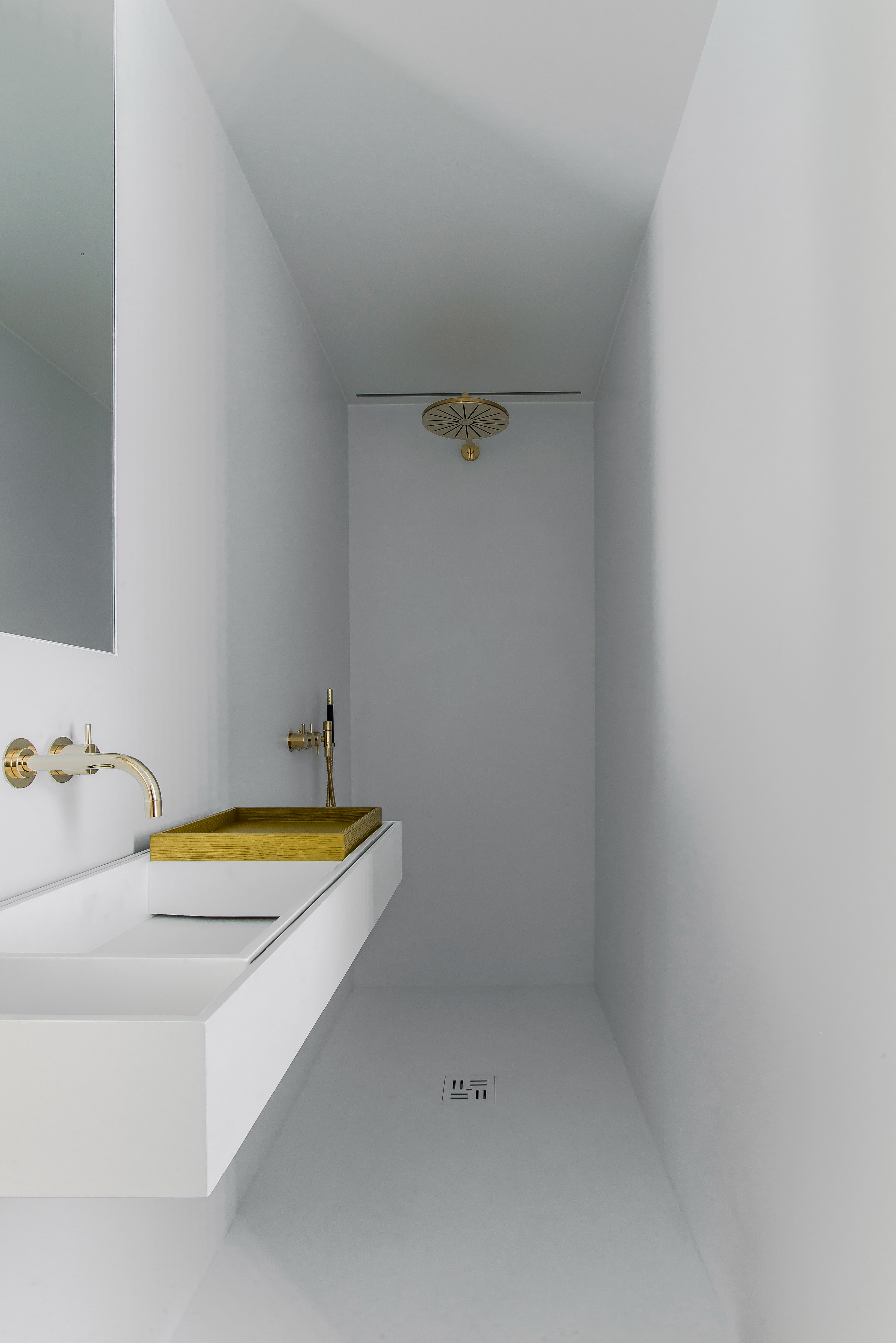 辛特-安德里斯的极简公寓-14