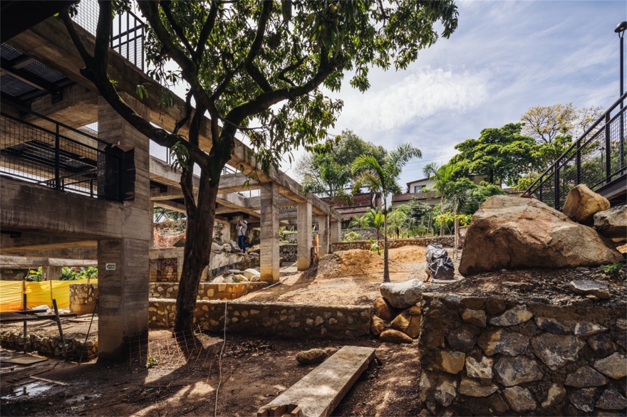 自然的生长花园PRADO PARK / Edgar Mazo-74