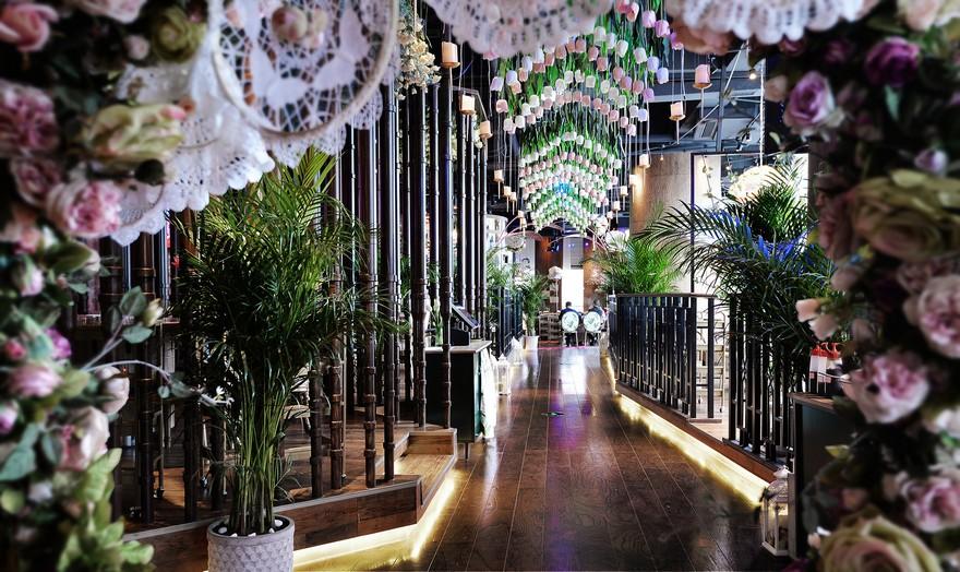 Flower 17 Hot Pot Restaurant – A Song of Flower and Fire-8