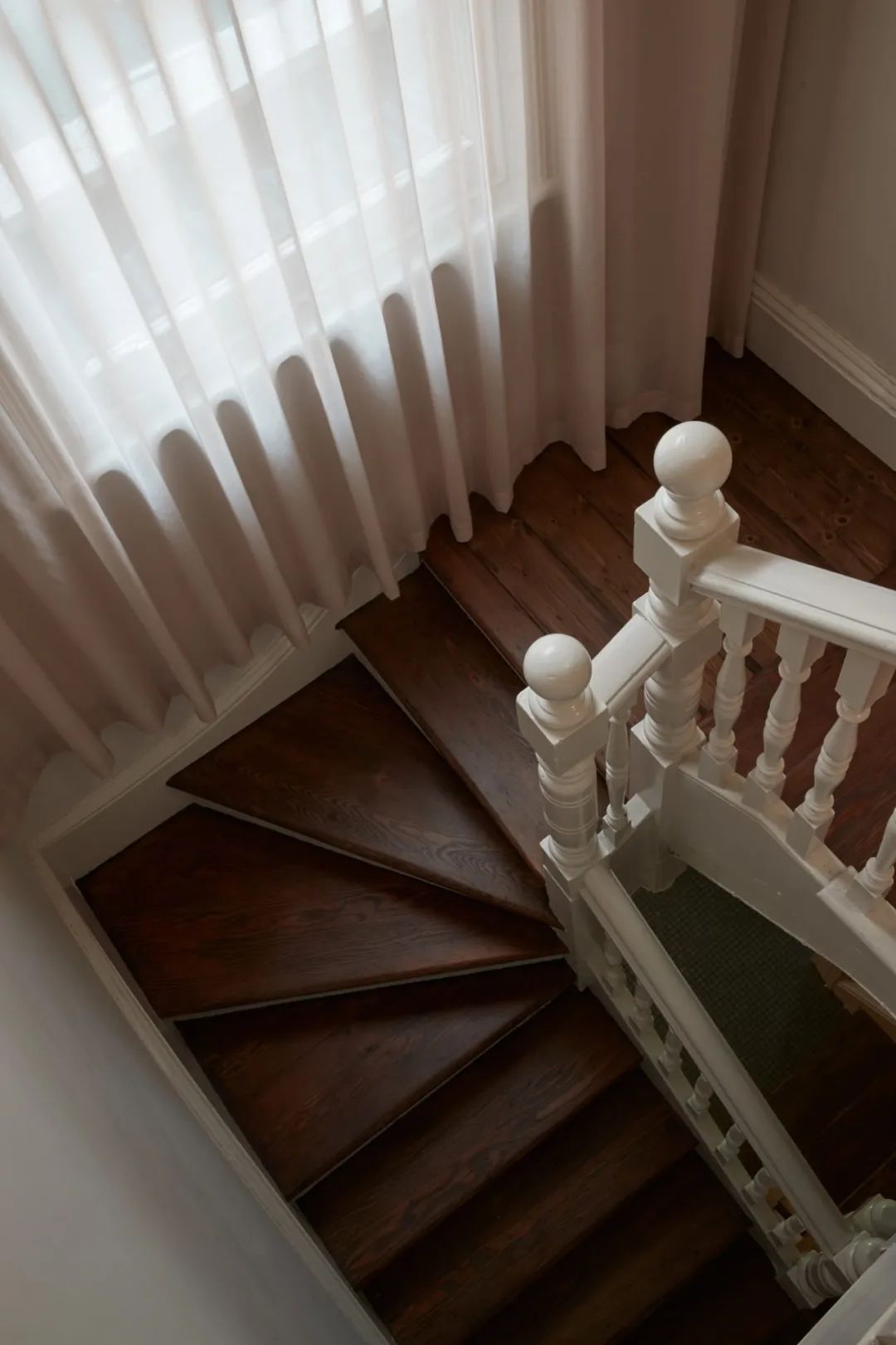 Lilian Von Trapp 珠宝旗舰店设计-36