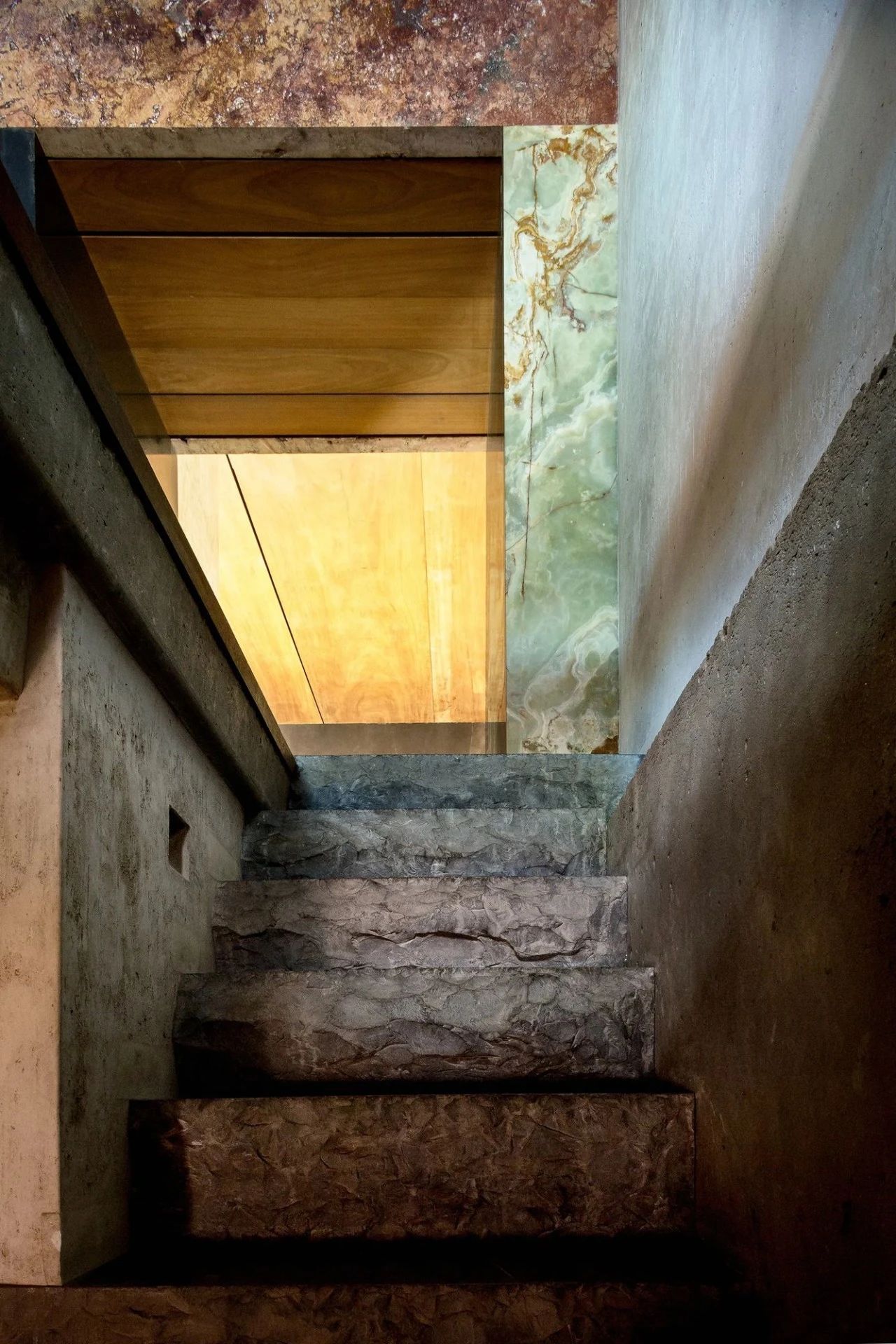 马德里 Brutalist 鞋履陈列室丨西班牙马德里丨Francisco Alonso-43