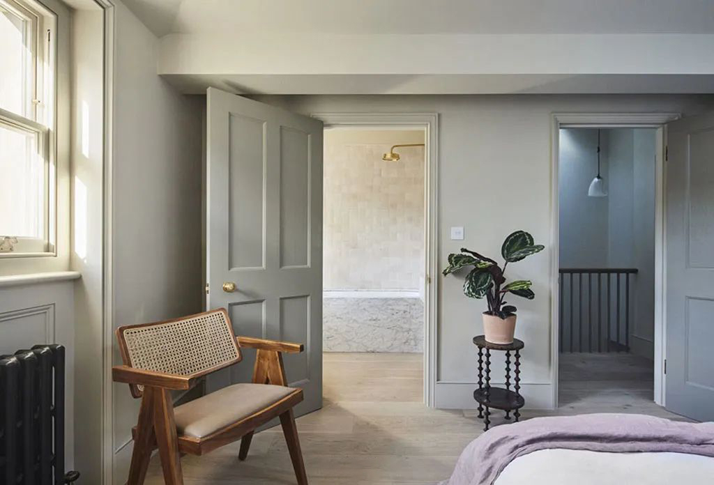 伦敦海德公园旁老联排别墅的现代贵族风内饰设计-19