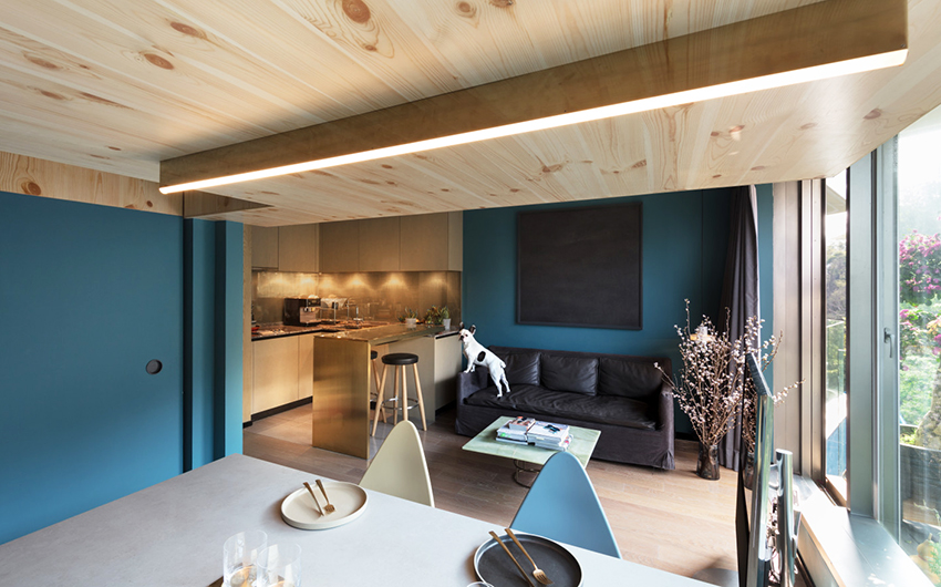 10 坪楼中楼小木屋！香港单身男子公寓-3