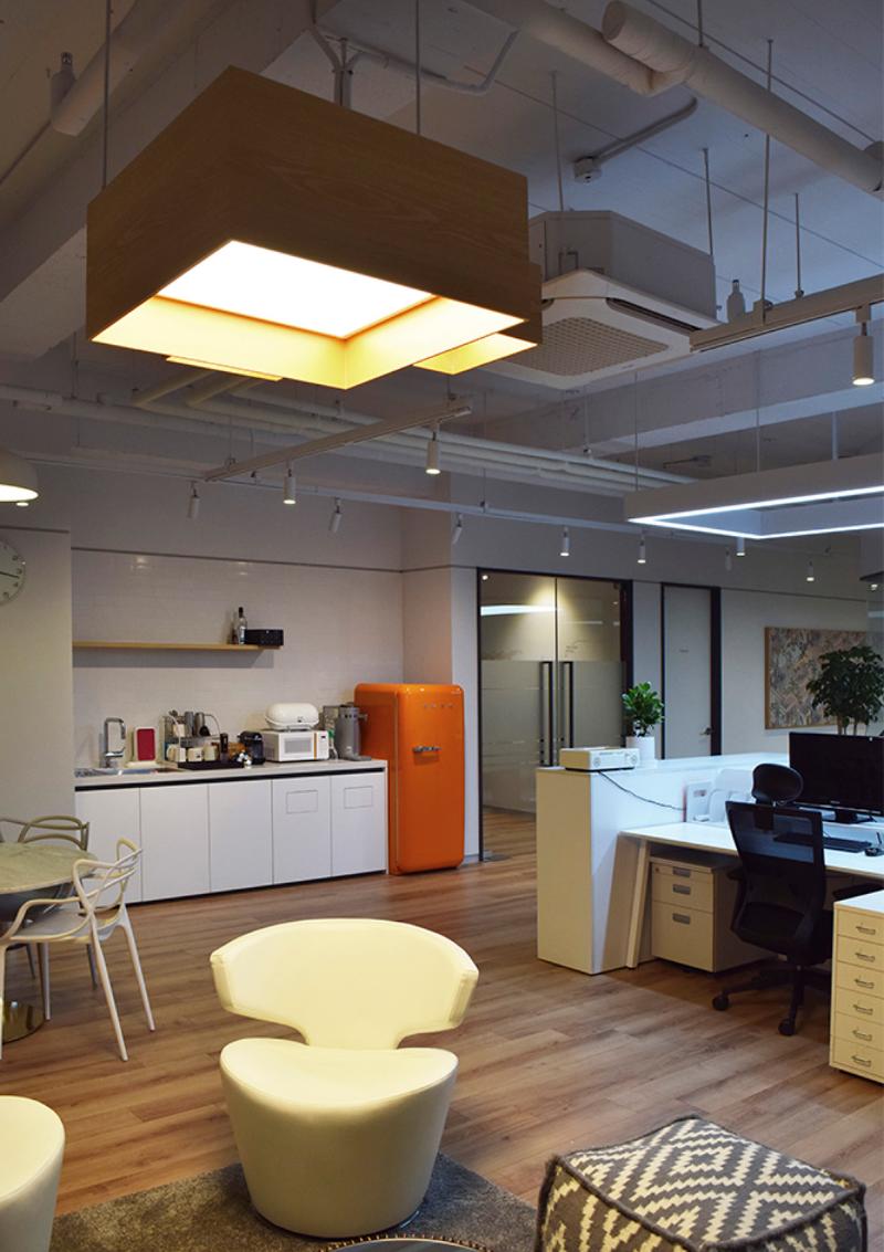 简约现代风 K&P Office 空间设计-17