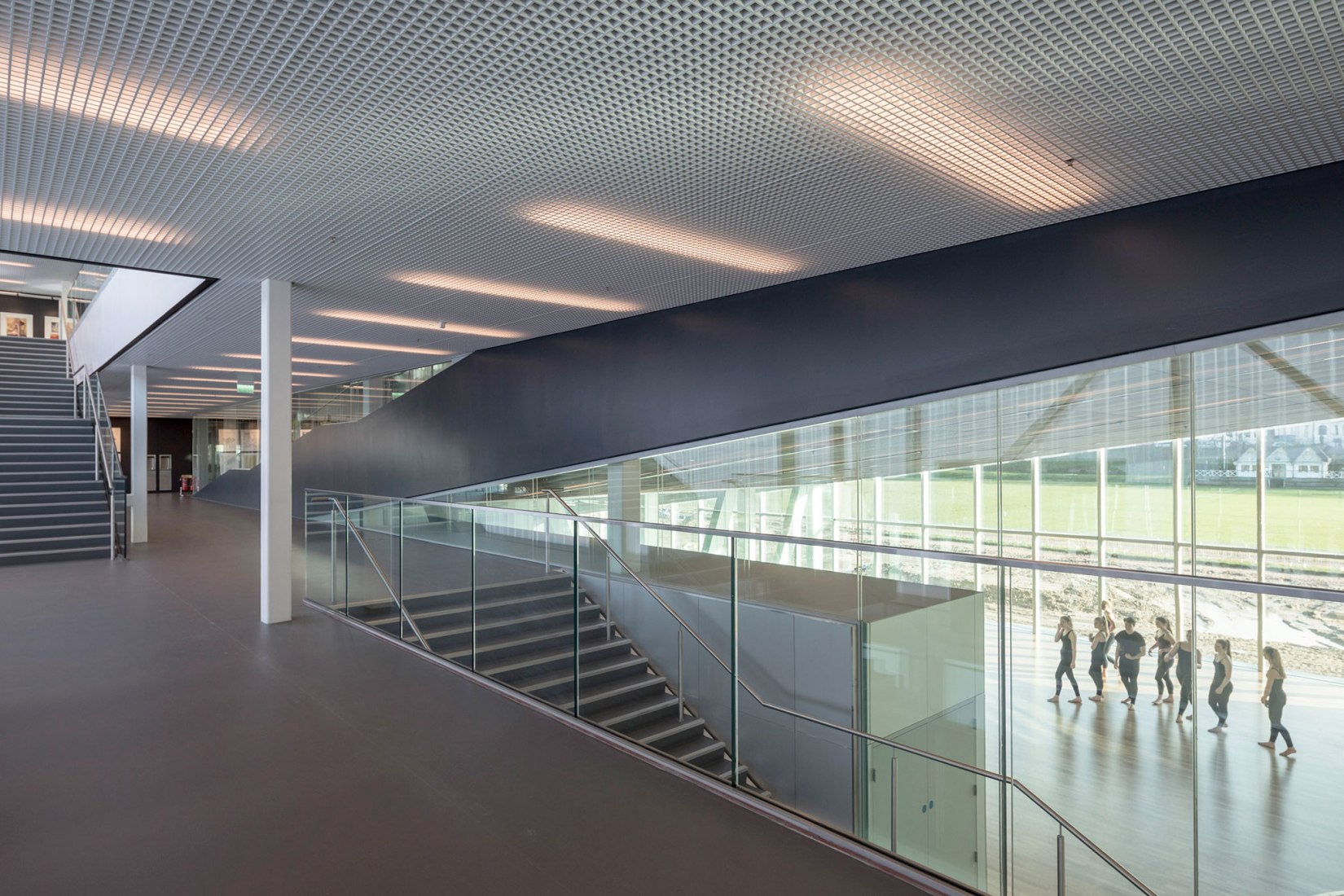 布莱顿学院科学与体育学院大楼丨英国丨大都会建筑事务所（OMA）-32