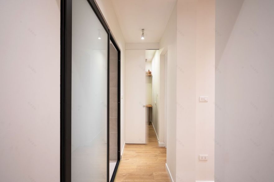 越南河内旧楼翻新,Idee Architects 打造明亮舒适家居空间-6