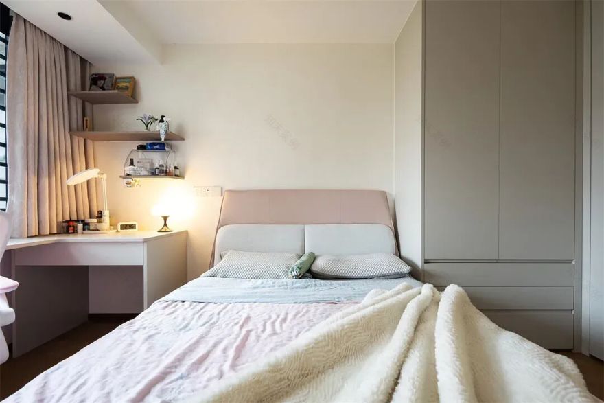 深圳30万打造180平深灰现代简约风教科书!无主灯+原木大理石客厅封神-50