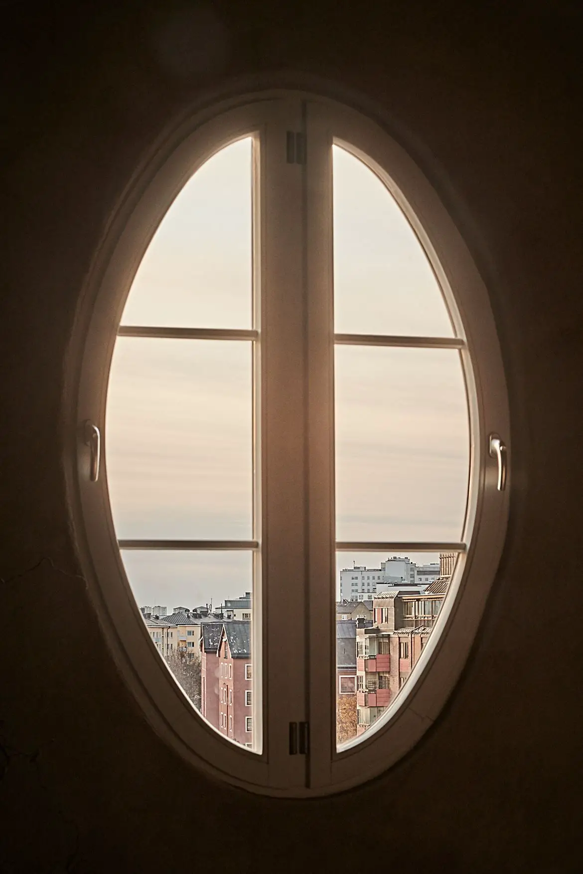 瑞典百年建筑顶层公寓的魔力夜晚-6