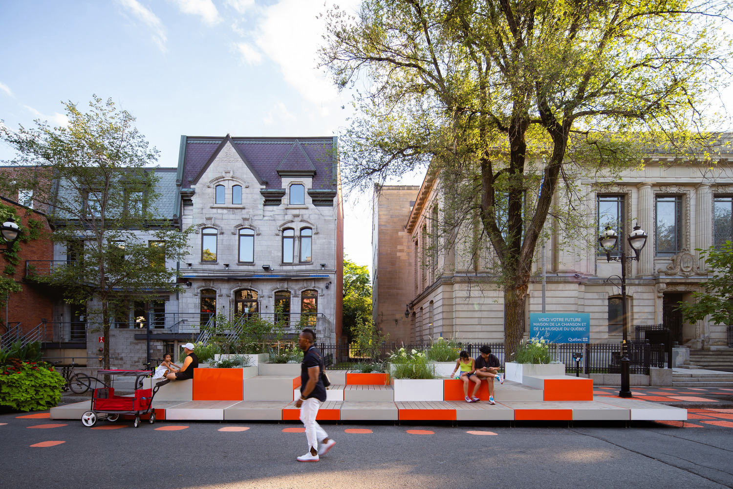 蒙特利尔 Agora Ma·imus · 绿色的像素化开放空间丨加拿大蒙特利尔-8