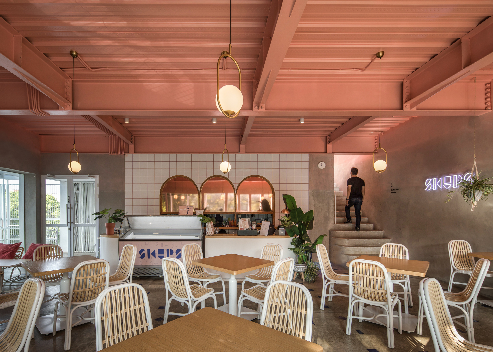 HL Building / BASIO-18