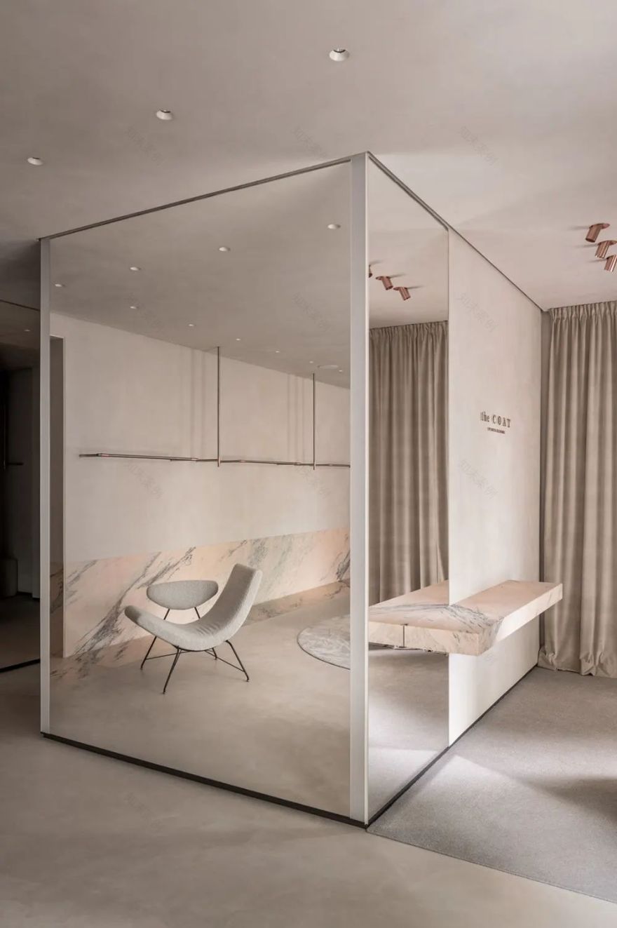 the COAT 女装精品店丨乌克兰基辅丨Rina Lovko studio-35